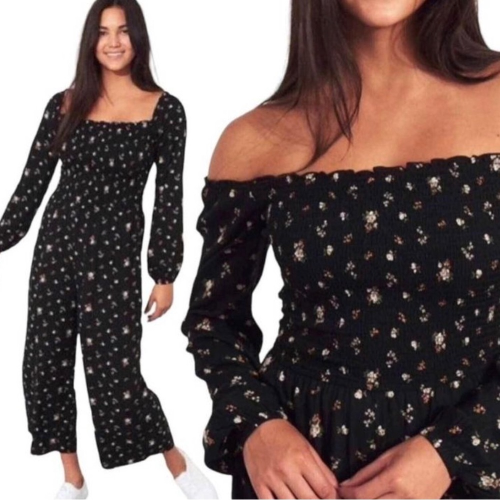 Hollister xs floral boho mexican embroidered stitching black romper jumpsuit